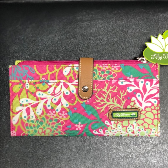 Lily Bloom Handbags - Lily Bloom Floral Travel Wallet W/Coin Case